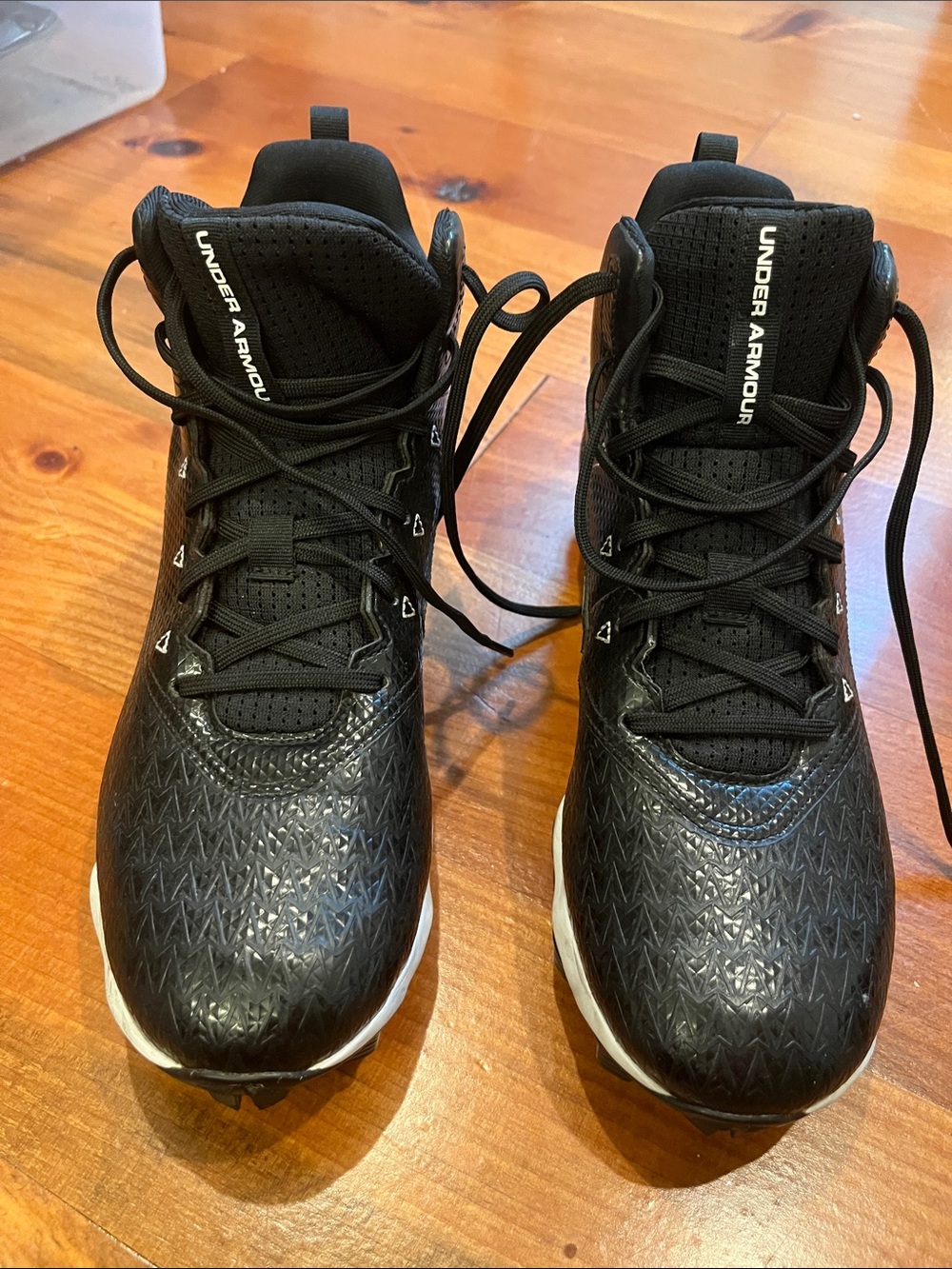 Under Armour Men’s Black Athletic Training Shoes